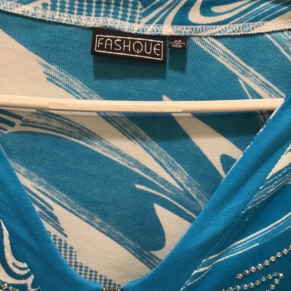 Turquoise and white jacket - Picture 2 of 5